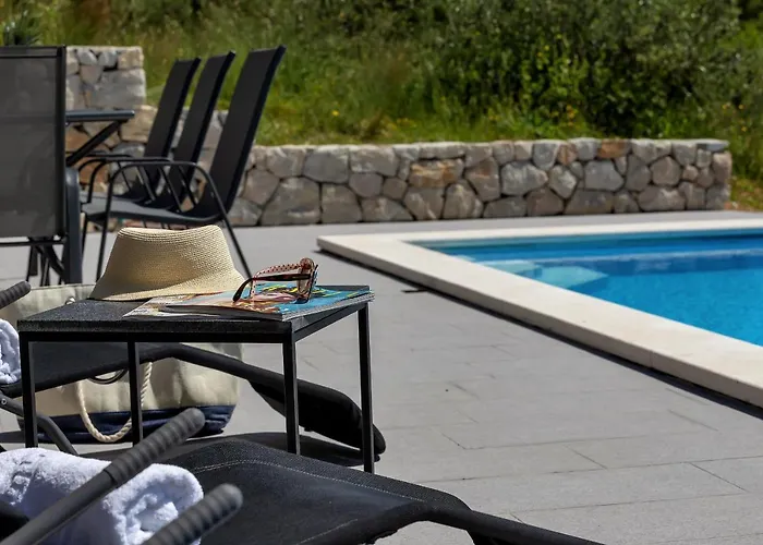 Nima וילה ברלה